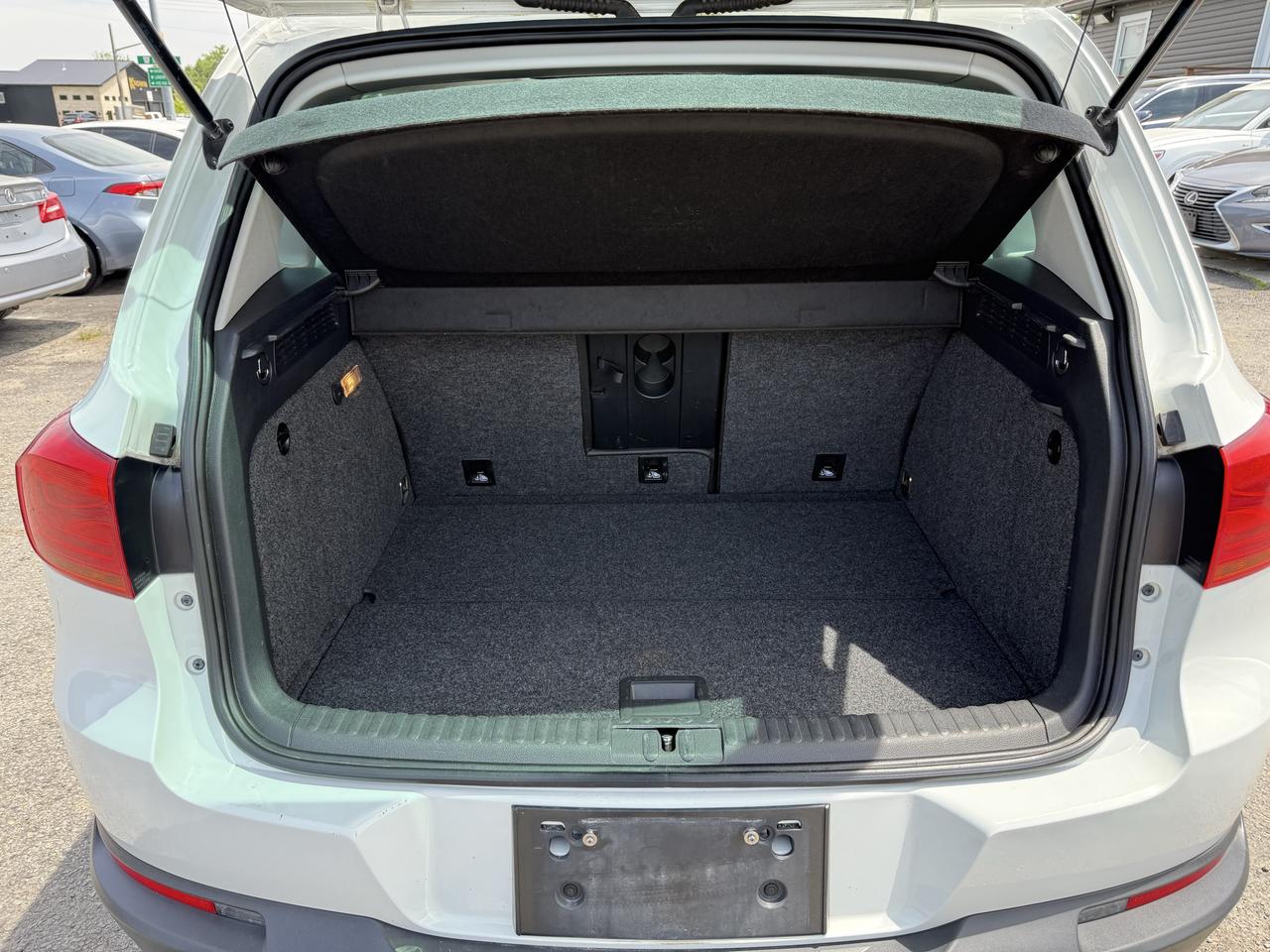 2017 Volkswagen Tiguan 4MOTION 4dr Comfortline Photo