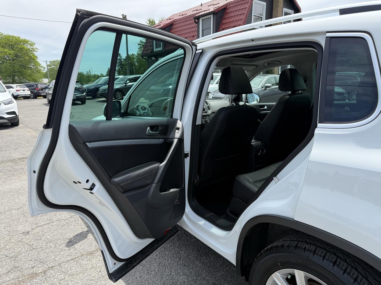 2017 Volkswagen Tiguan 4MOTION 4dr Comfortline Photo