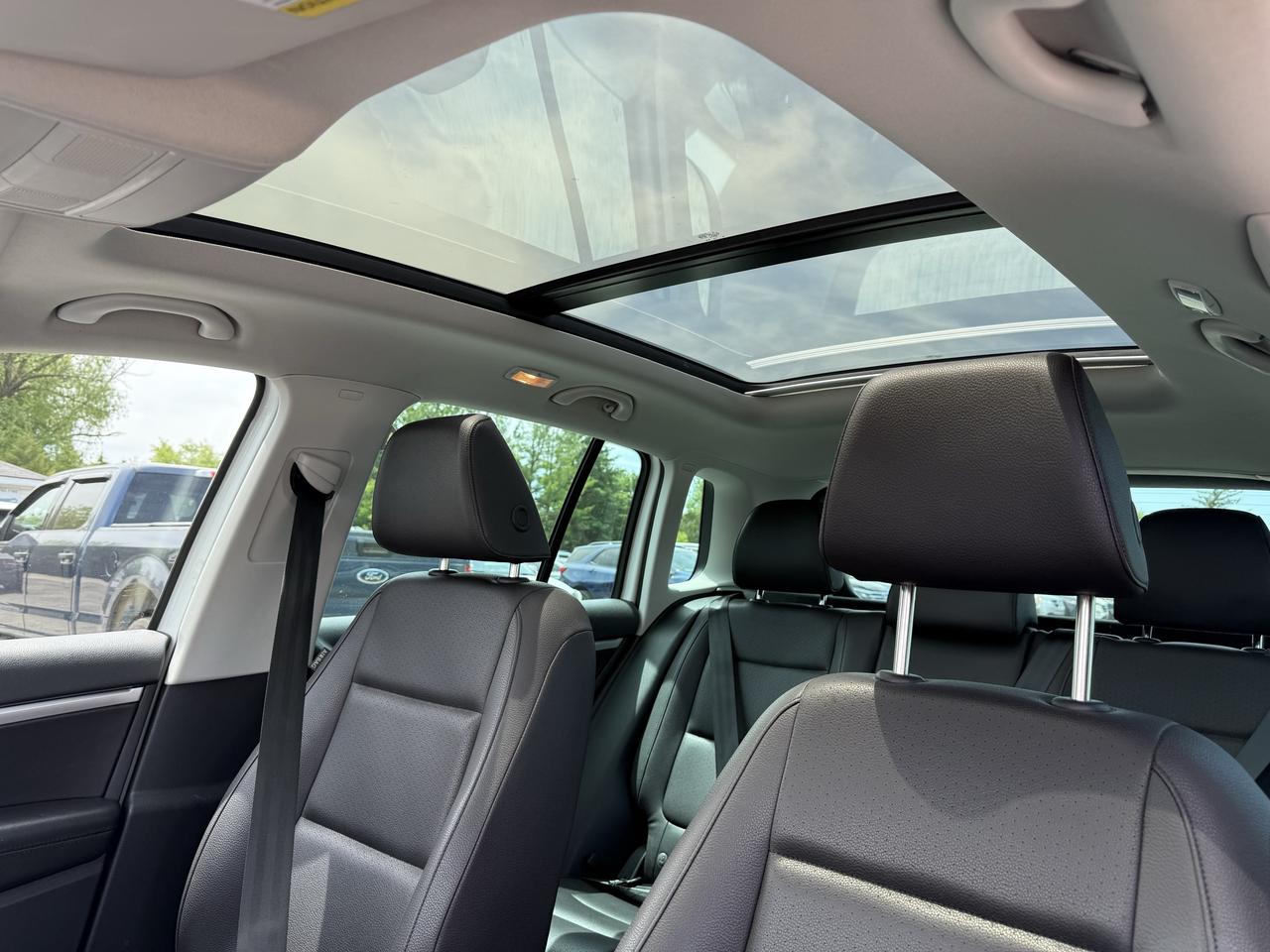 2017 Volkswagen Tiguan 4MOTION 4dr Comfortline Photo