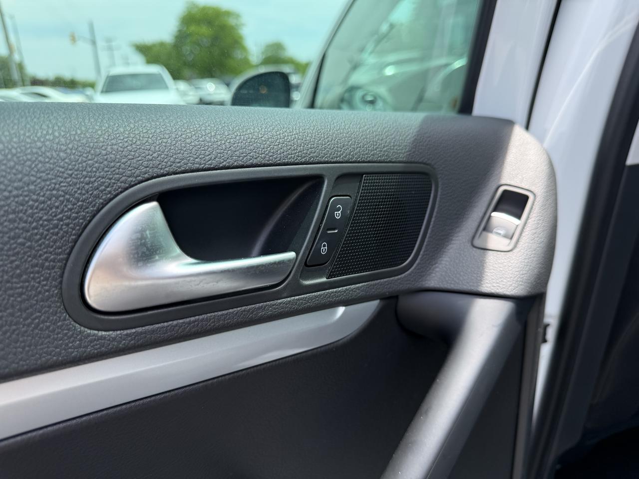 2017 Volkswagen Tiguan 4MOTION 4dr Comfortline Photo