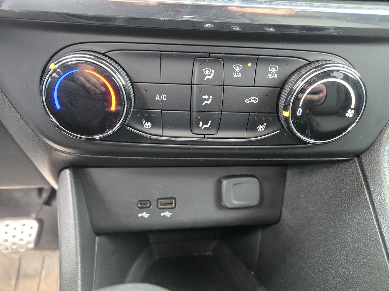 2025 Buick Encore GX Preferred Photo