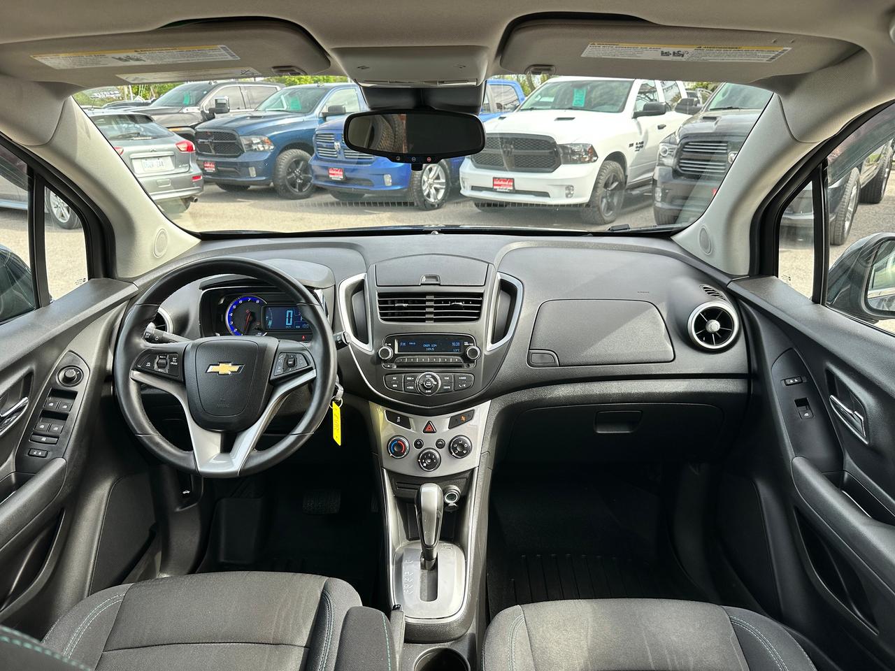 2015 Chevrolet Trax LT Cloth A/C AM/FM CD Player Bluetooth Alloys Photo