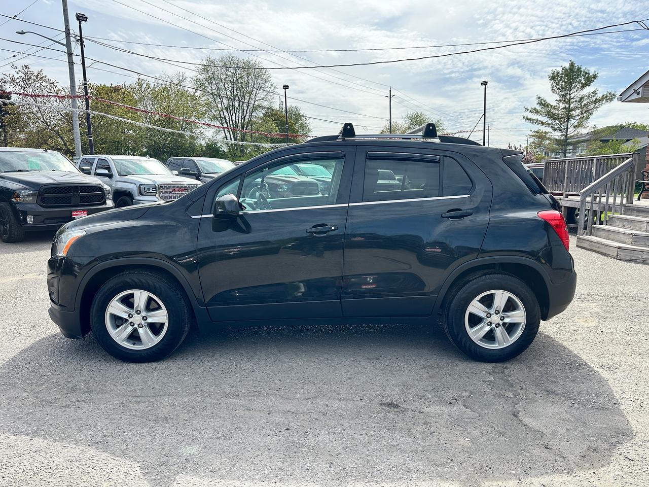 2015 Chevrolet Trax LT Cloth A/C AM/FM CD Player Bluetooth Alloys Photo