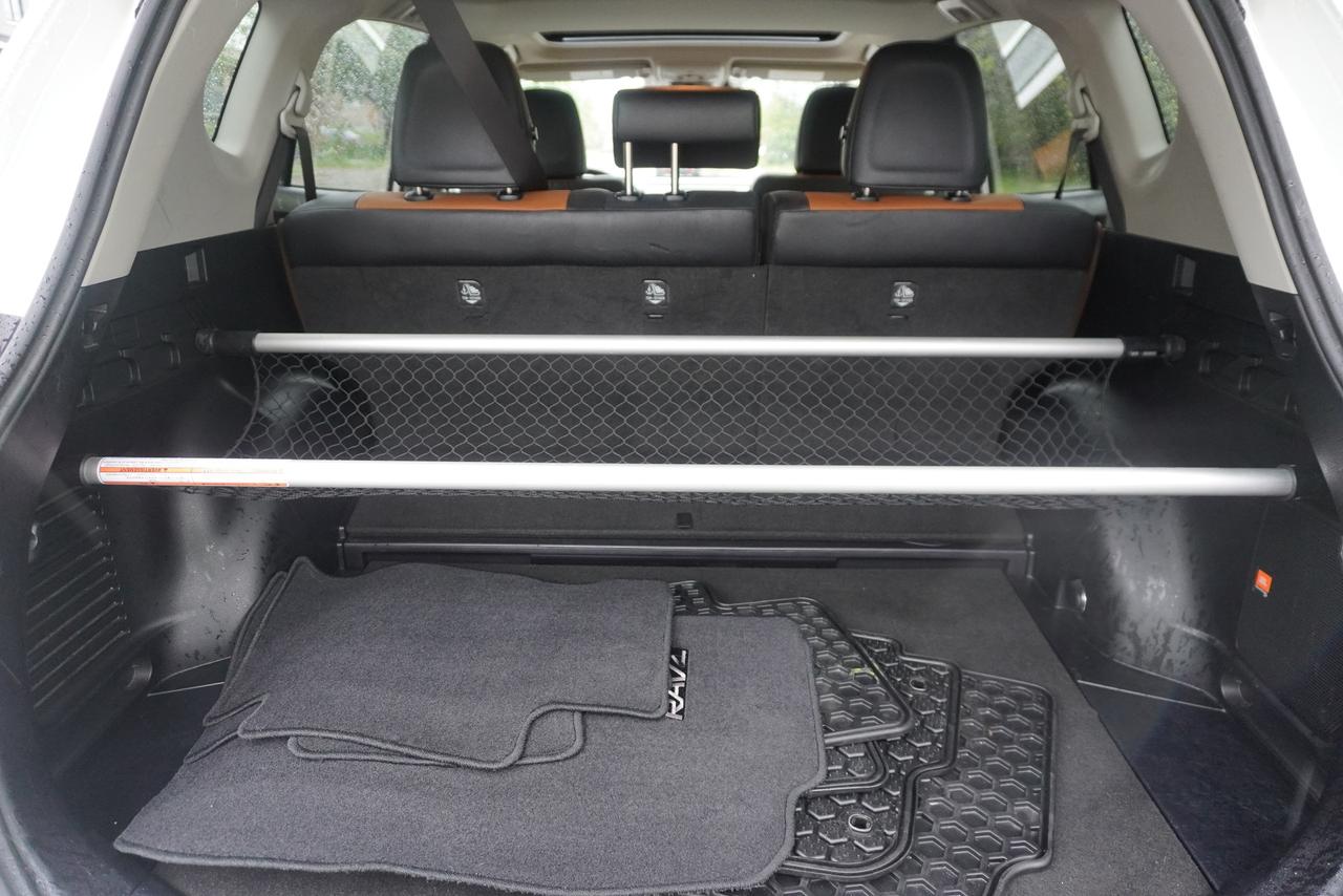 2016 Toyota RAV4 LIMITED  Photo
