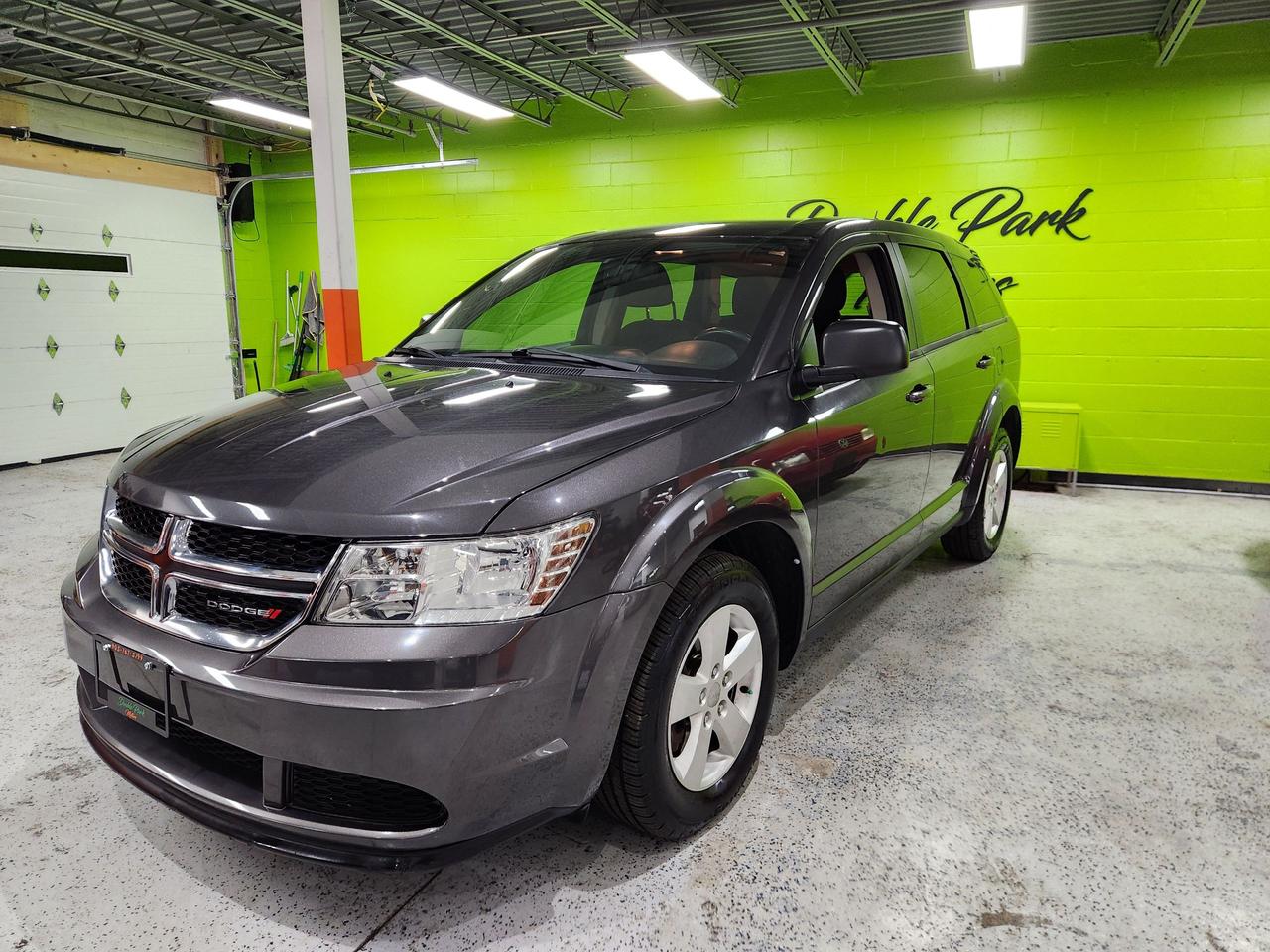 2015 Dodge Journey Canada Value Pkg 4Cyl Good On Gas Push Button Photo