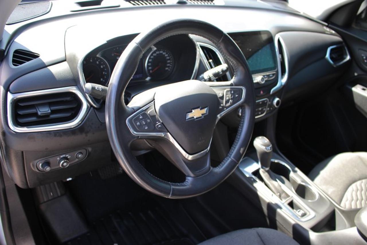2020 Chevrolet Equinox LT*Low Ks*Heated Seats*CarPlay*OnStar*Rear Cam*Nav Photo