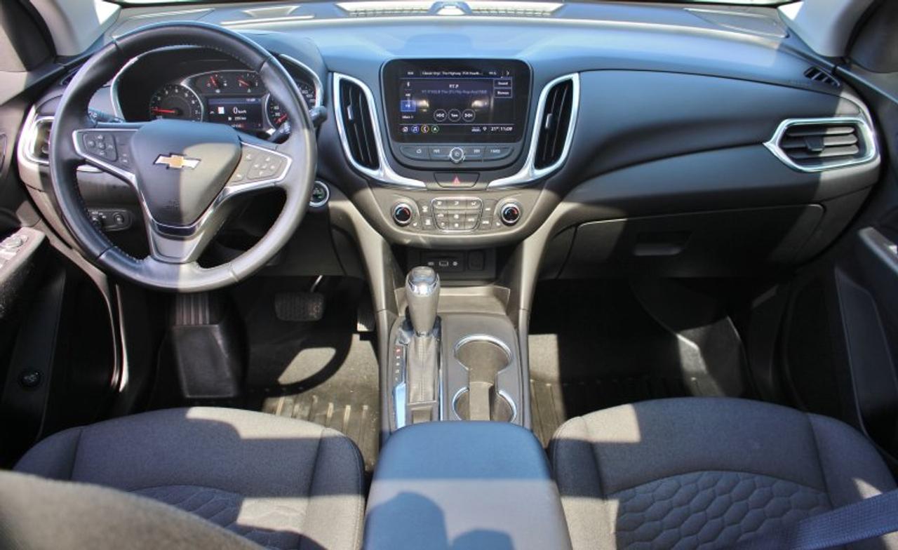 2020 Chevrolet Equinox LT*Low Ks*Heated Seats*CarPlay*OnStar*Rear Cam*Nav Photo