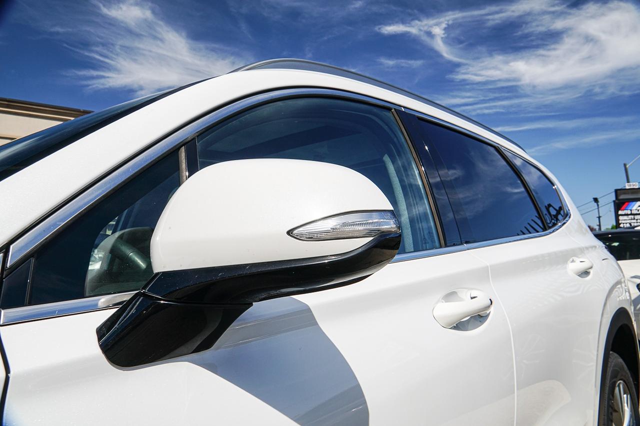 2020 Hyundai Santa Fe Preferred AWD |PANO|LEATHER|BSM|LDW|HEATED SEATS Photo