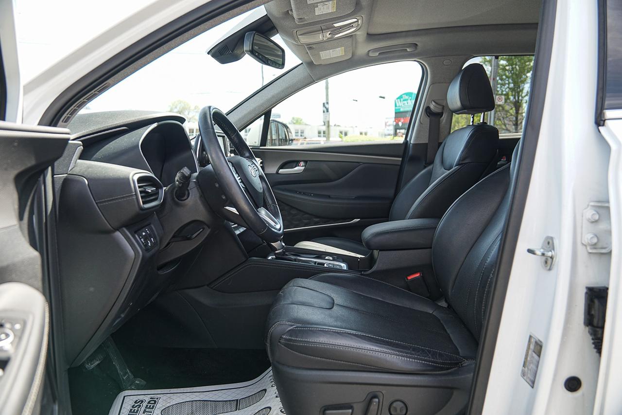 2020 Hyundai Santa Fe Preferred AWD |PANO|LEATHER|BSM|LDW|HEATED SEATS Photo