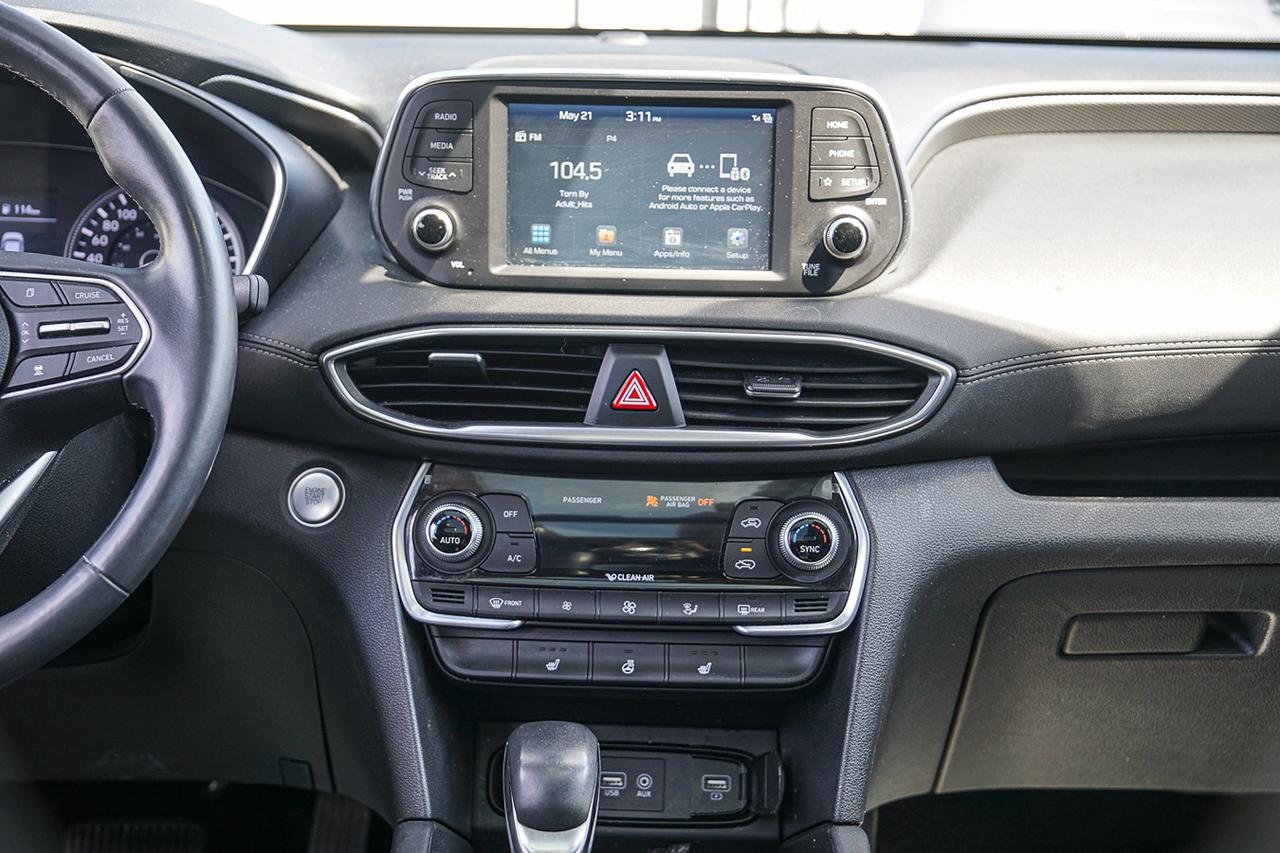 2020 Hyundai Santa Fe Preferred AWD |PANO|LEATHER|BSM|LDW|HEATED SEATS Photo