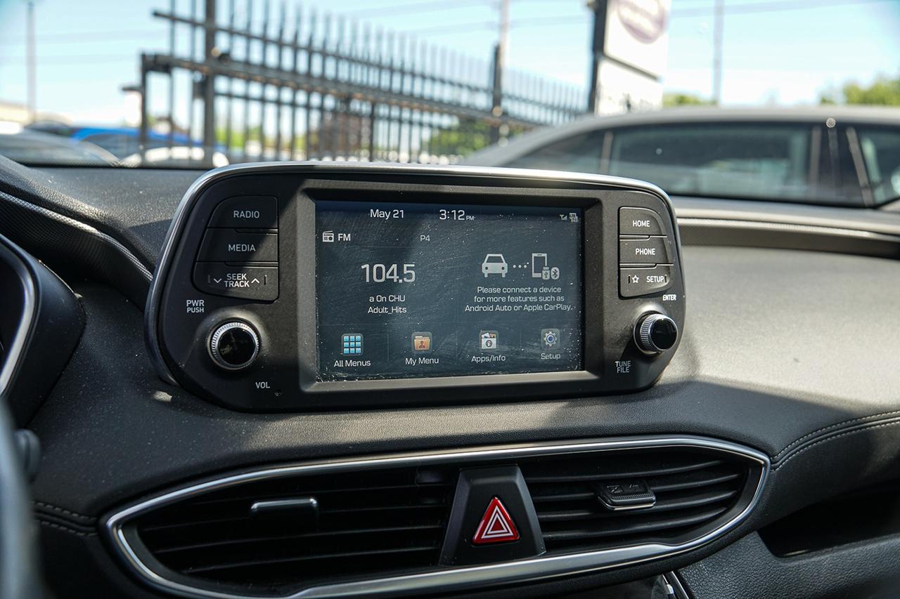 2020 Hyundai Santa Fe Preferred AWD |PANO|LEATHER|BSM|LDW|HEATED SEATS Photo