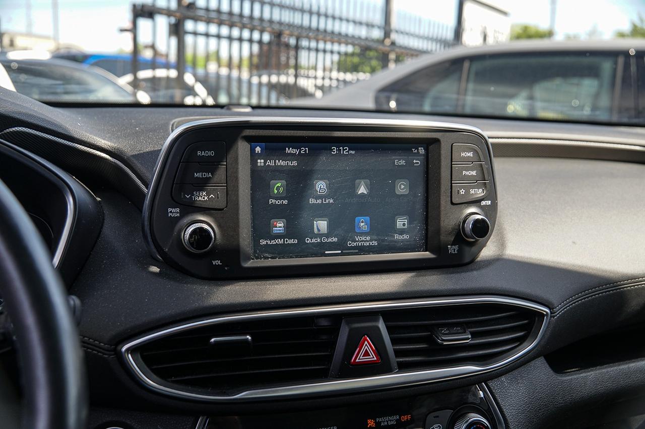 2020 Hyundai Santa Fe Preferred AWD |PANO|LEATHER|BSM|LDW|HEATED SEATS Photo