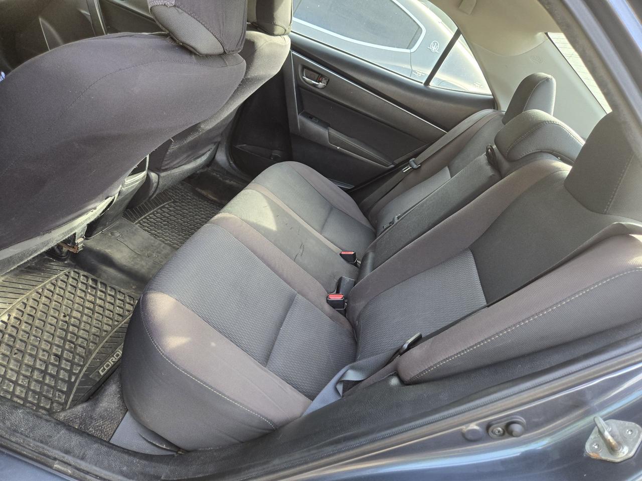2019 Toyota Corolla LE Photo