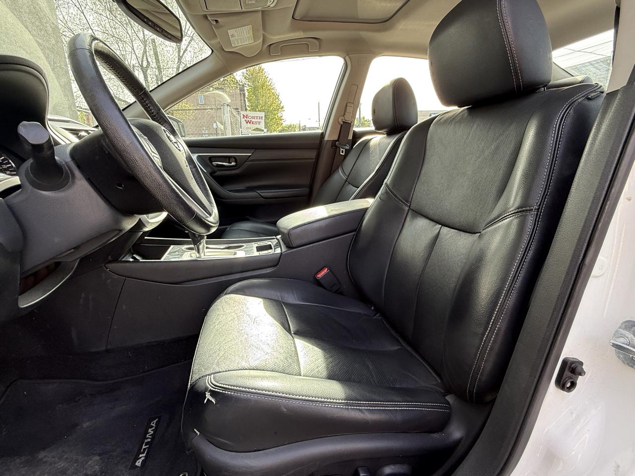 2016 Nissan Altima 2.5 SL Tech Photo