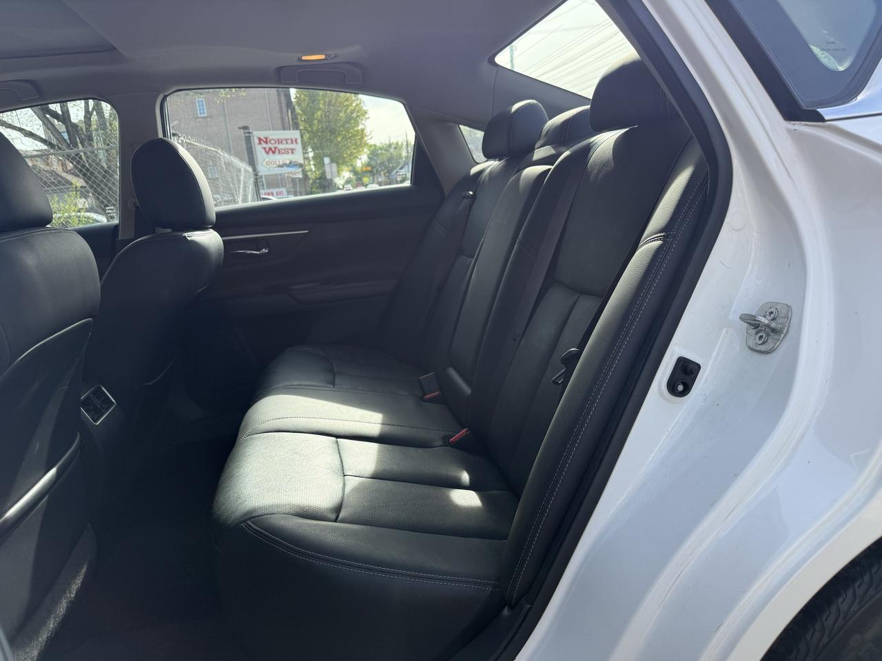 2016 Nissan Altima 2.5 SL Tech Photo