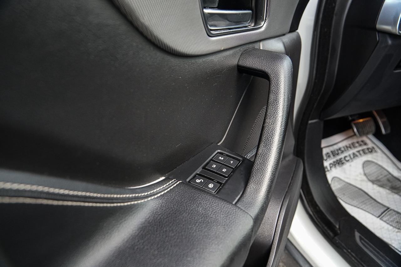 2017 Jaguar F-PACE S AWD | SUPERCHARGED | PANO | COOLED SEAT | NAVI Photo
