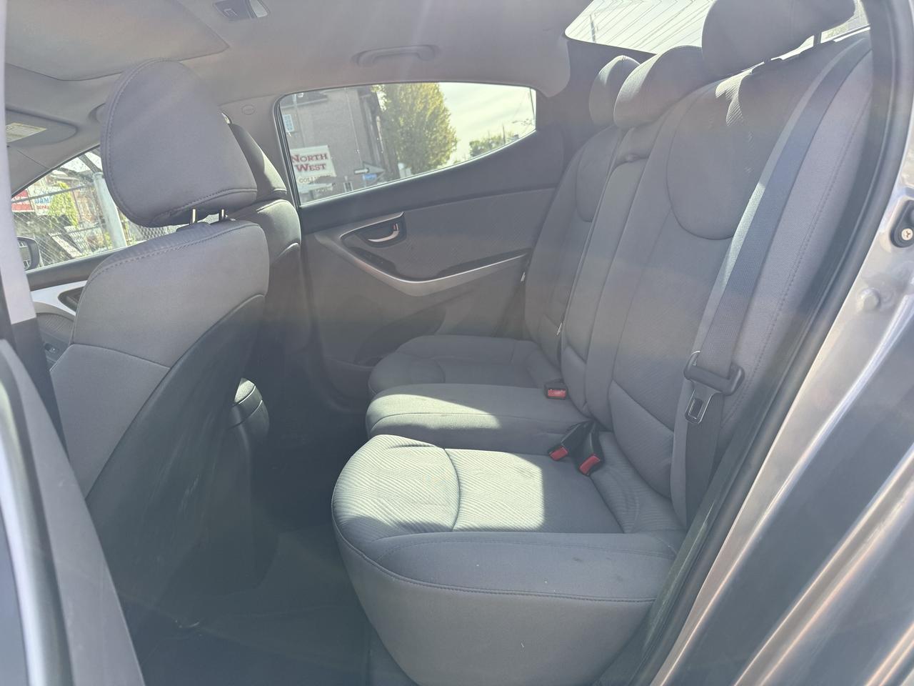 2011 Hyundai Elantra GLS Photo