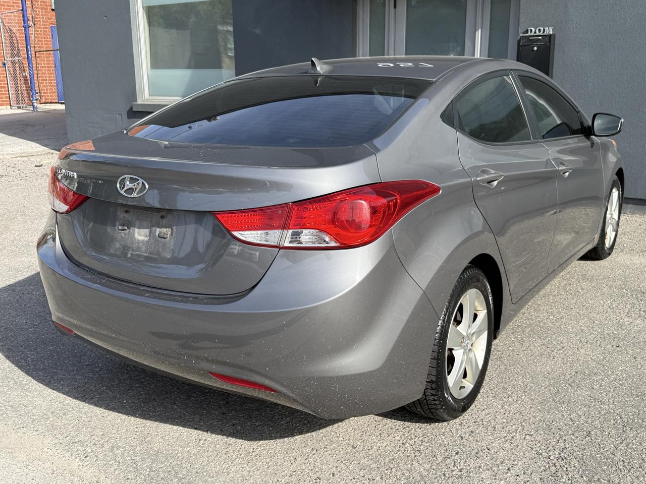 2011 Hyundai Elantra GLS Photo4