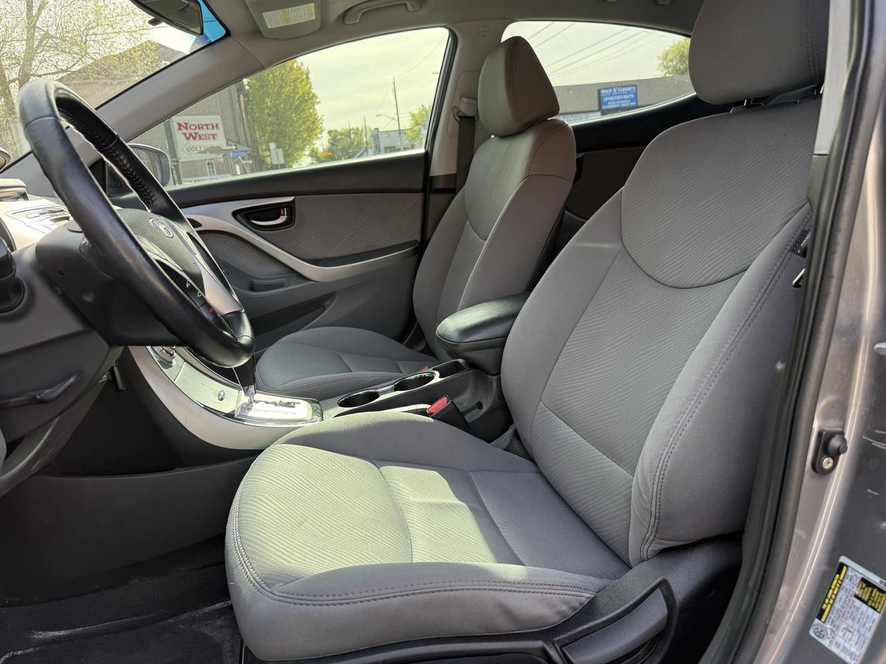 2011 Hyundai Elantra GLS Photo