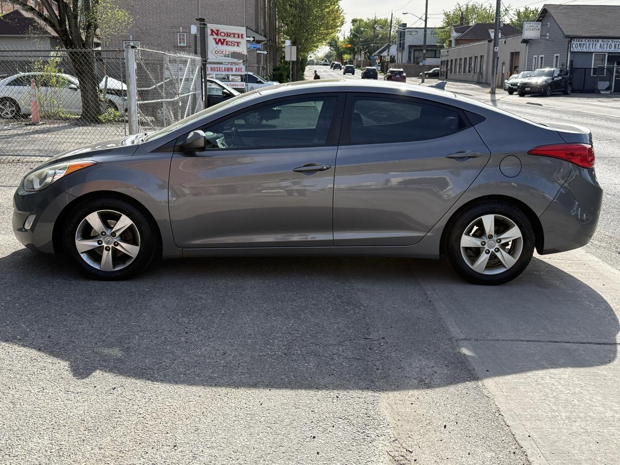 2011 Hyundai Elantra GLS Photo