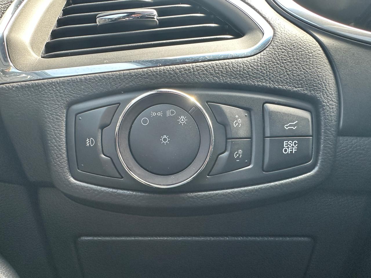 2019 Ford Edge ST AWD Heated Leather/Wheel Panoroof XM CarPlay AC Photo