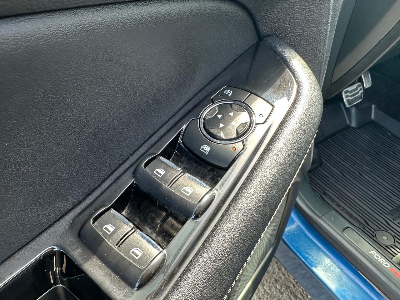 2019 Ford Edge ST AWD Heated Leather/Wheel Panoroof XM CarPlay AC Photo