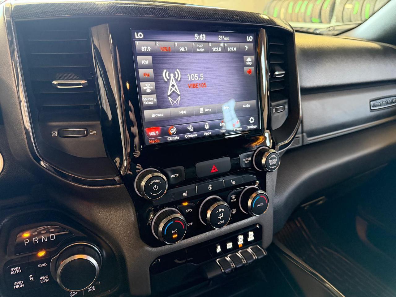 2021 RAM 1500 Big Horn | 4x4 | Crew Cab 5'7" Box Photo