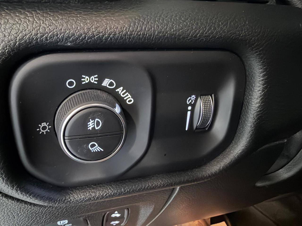 2021 RAM 1500 Big Horn | 4x4 | Crew Cab 5'7" Box Photo