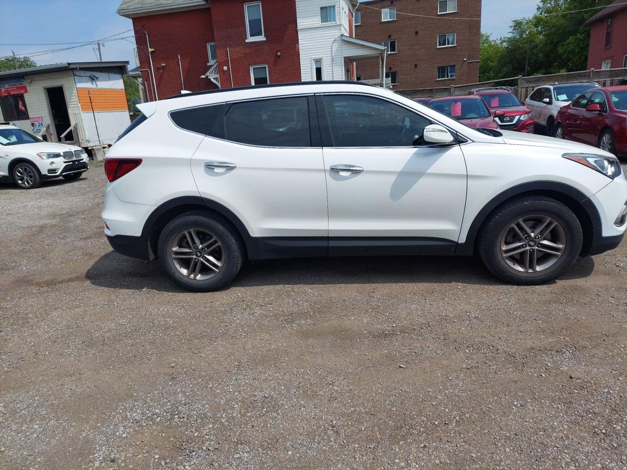 2017 Hyundai Santa Fe Sport AWD 4dr 2.4L Premium Photo0