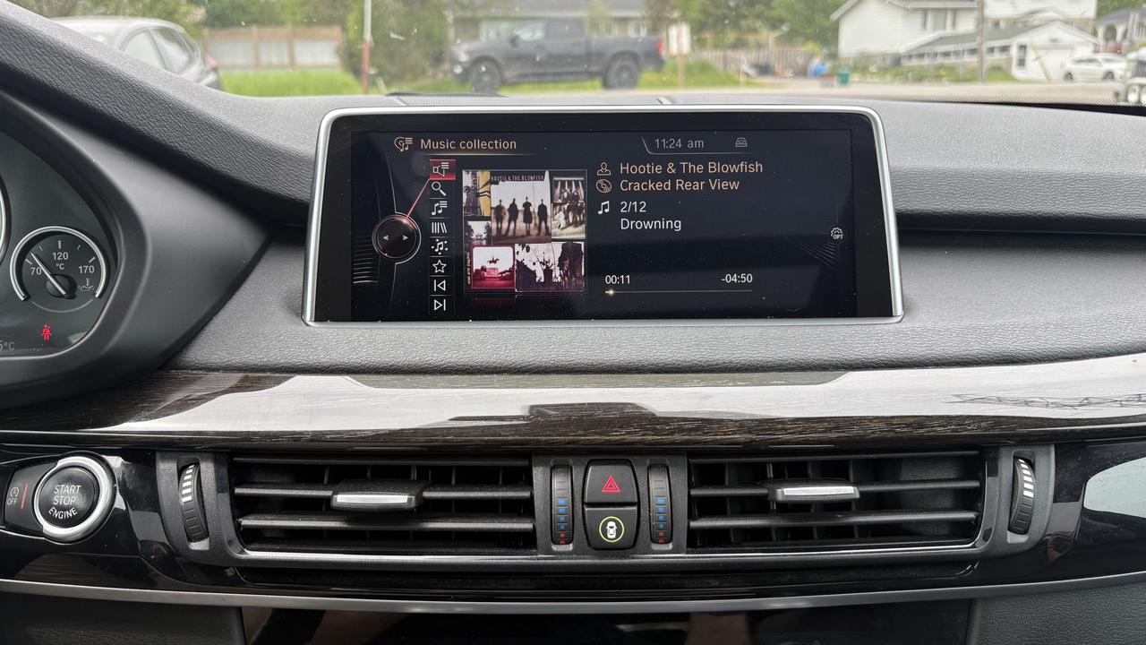 2014 BMW X5 xDrive50i Photo
