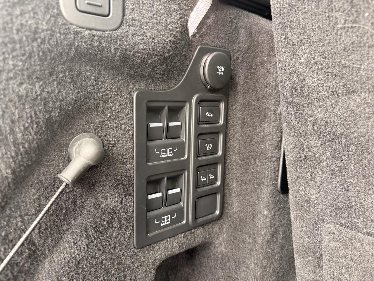 2019 Land Rover Discovery HSE LUXURY Photo