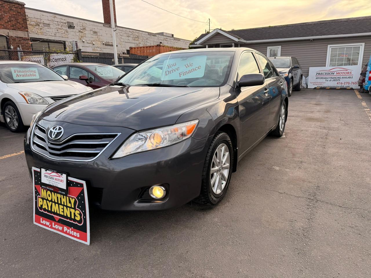 2011 Toyota Camry XLE Photo