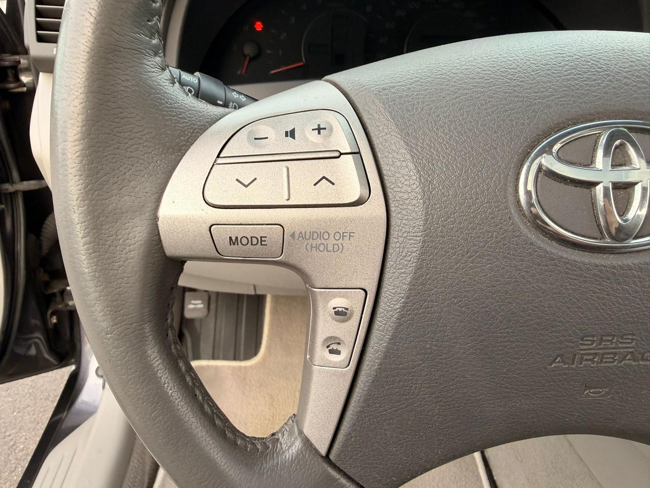 2011 Toyota Camry XLE Photo