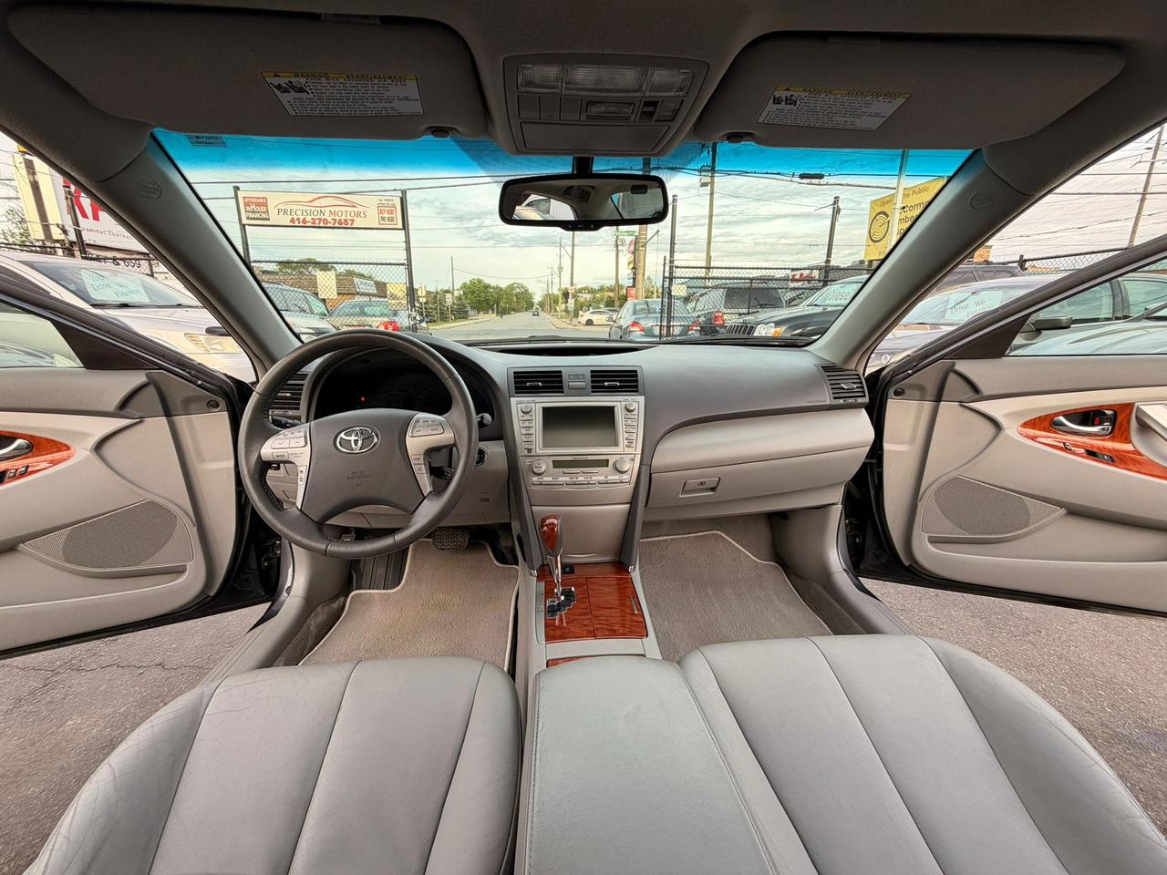 2011 Toyota Camry XLE Photo