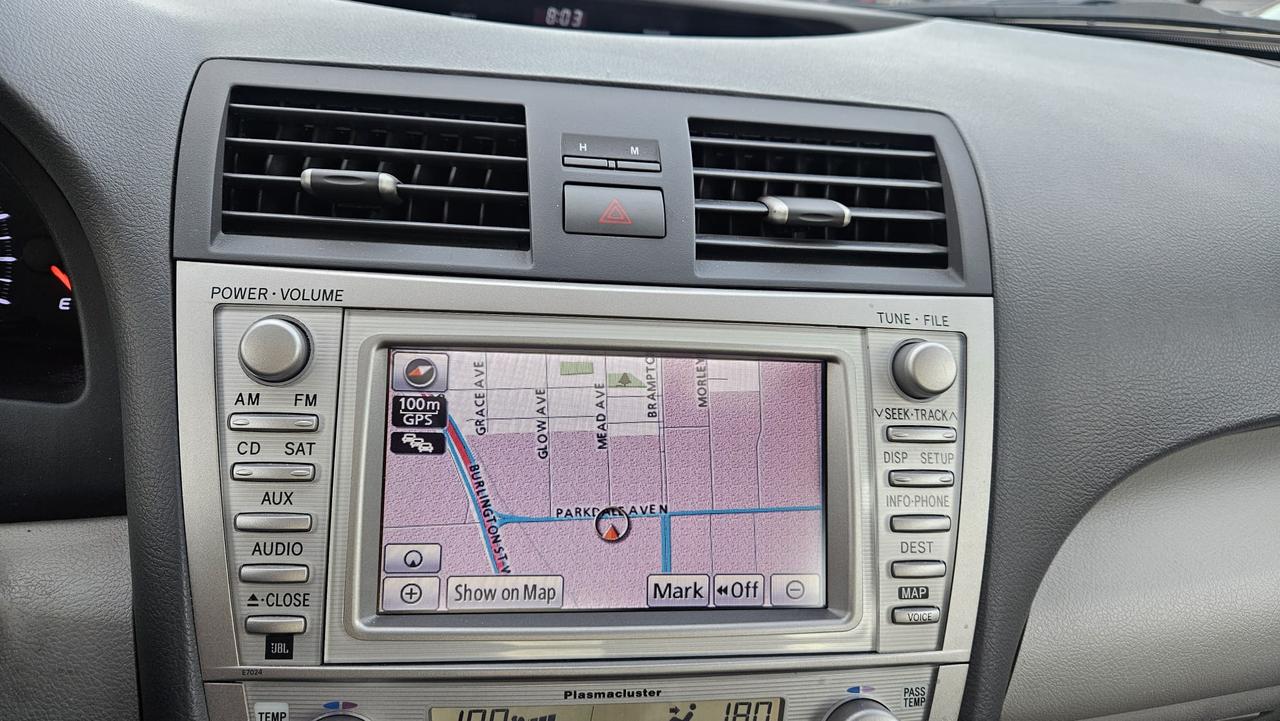 2011 Toyota Camry XLE Photo