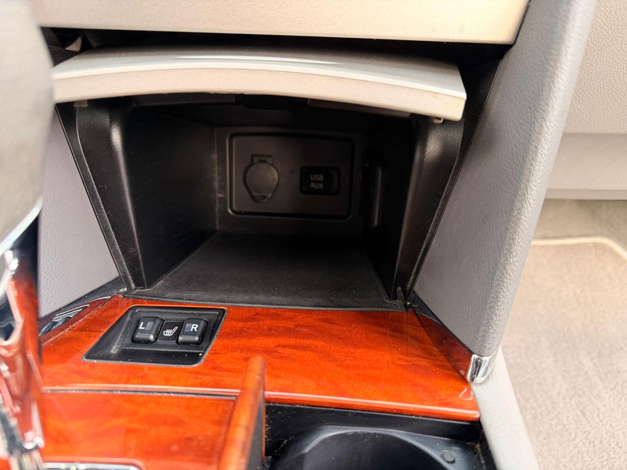2011 Toyota Camry XLE Photo