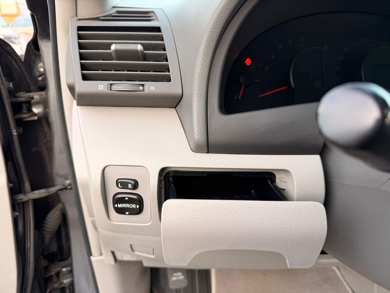 2011 Toyota Camry XLE Photo