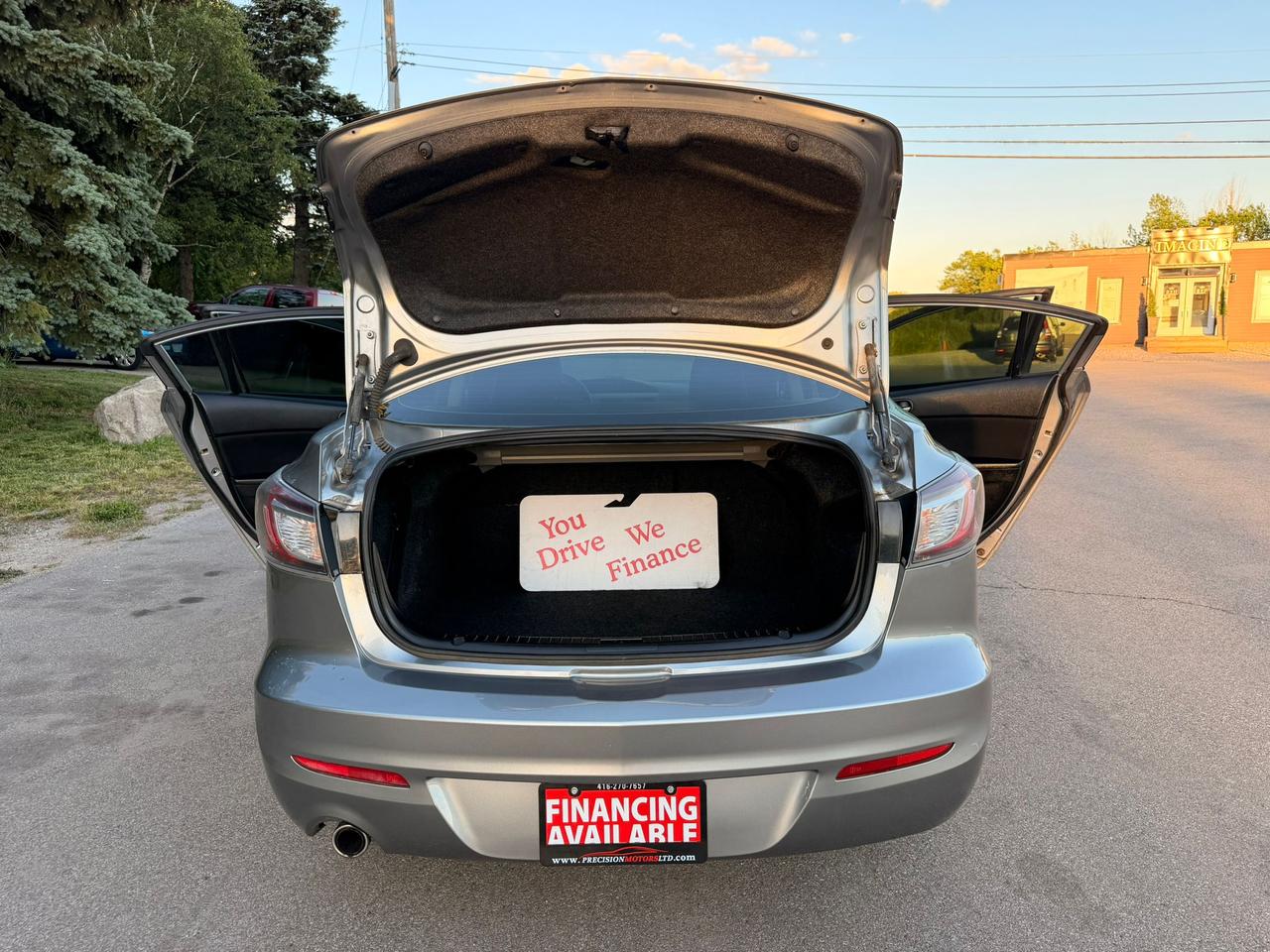 2012 Mazda MAZDA3 GS-SKY Photo