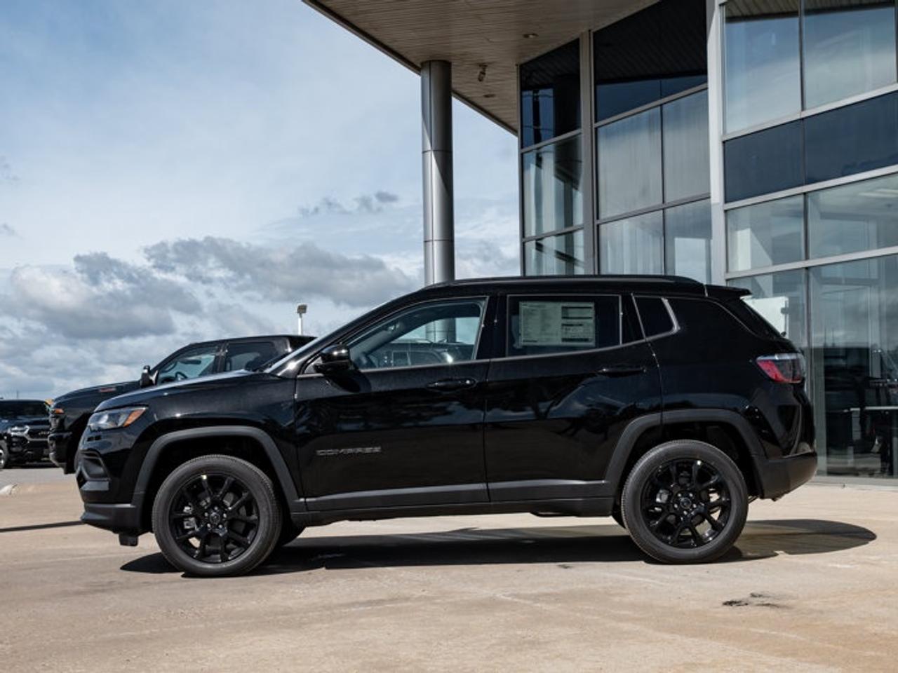 2026 Jeep Compass NORTH Photo