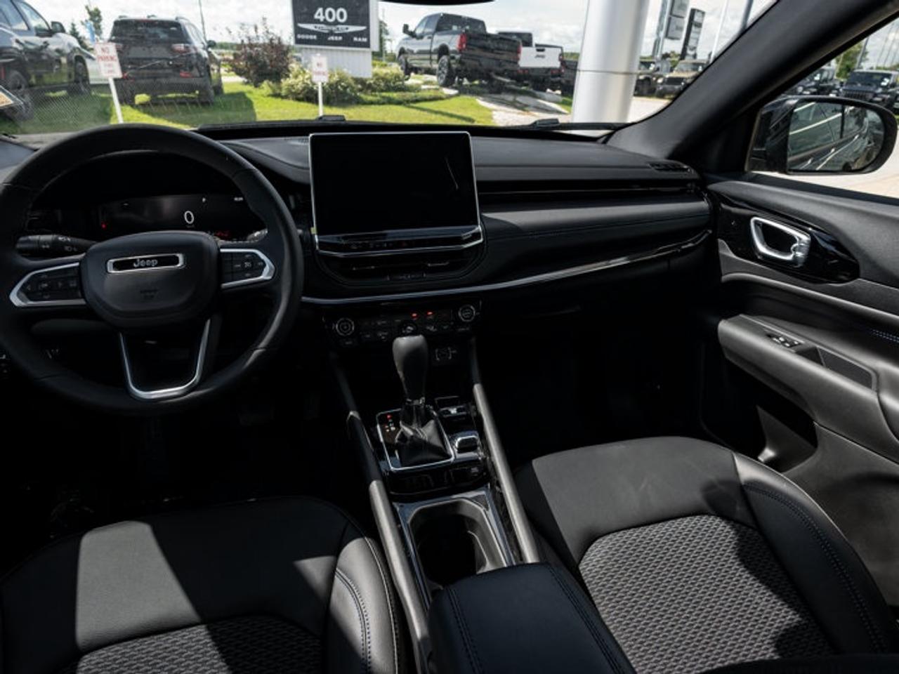 2026 Jeep Compass NORTH Photo