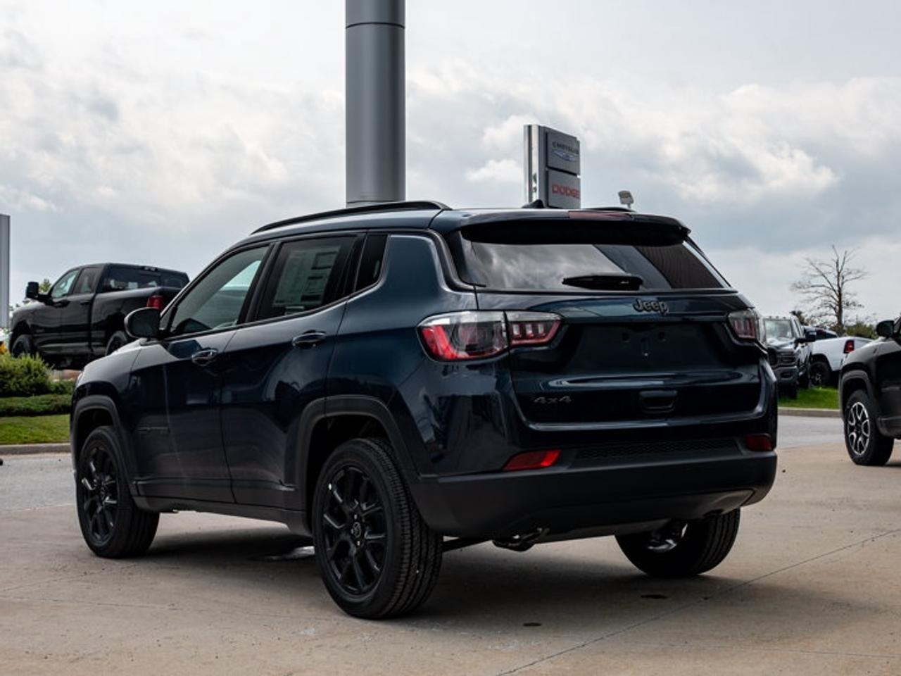 2026 Jeep Compass NORTH Photo