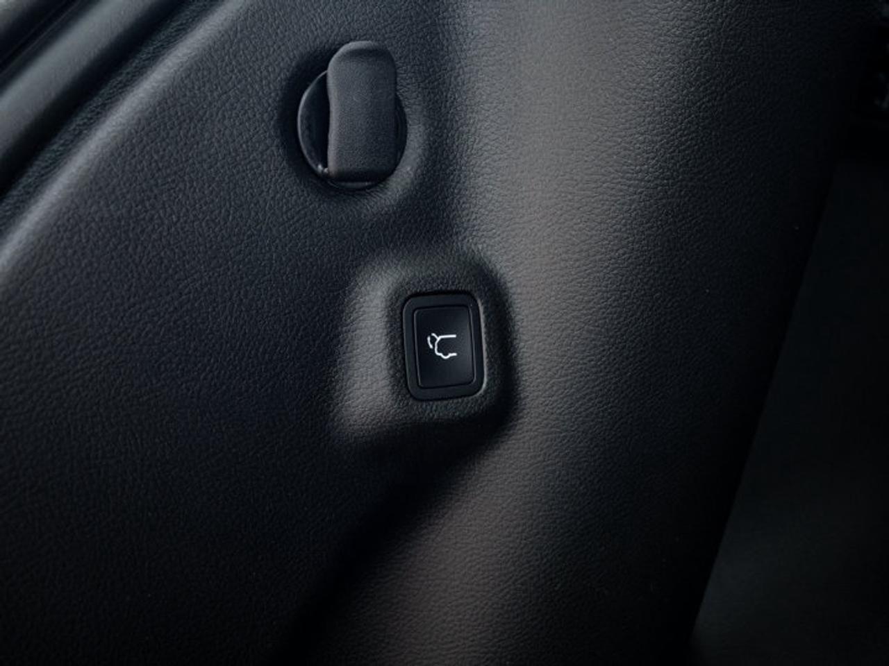 2026 Jeep Compass NORTH Photo