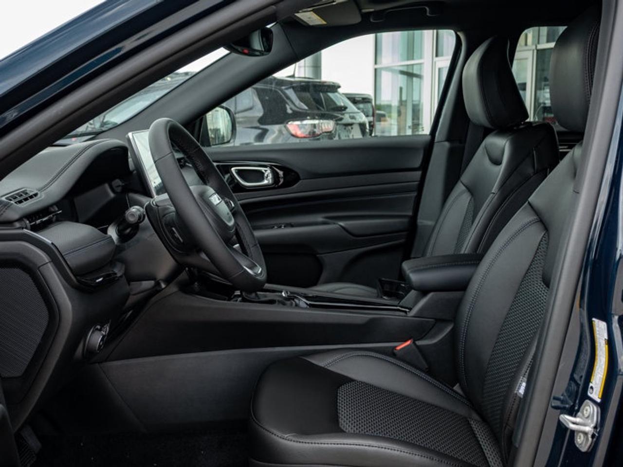 2026 Jeep Compass NORTH Photo