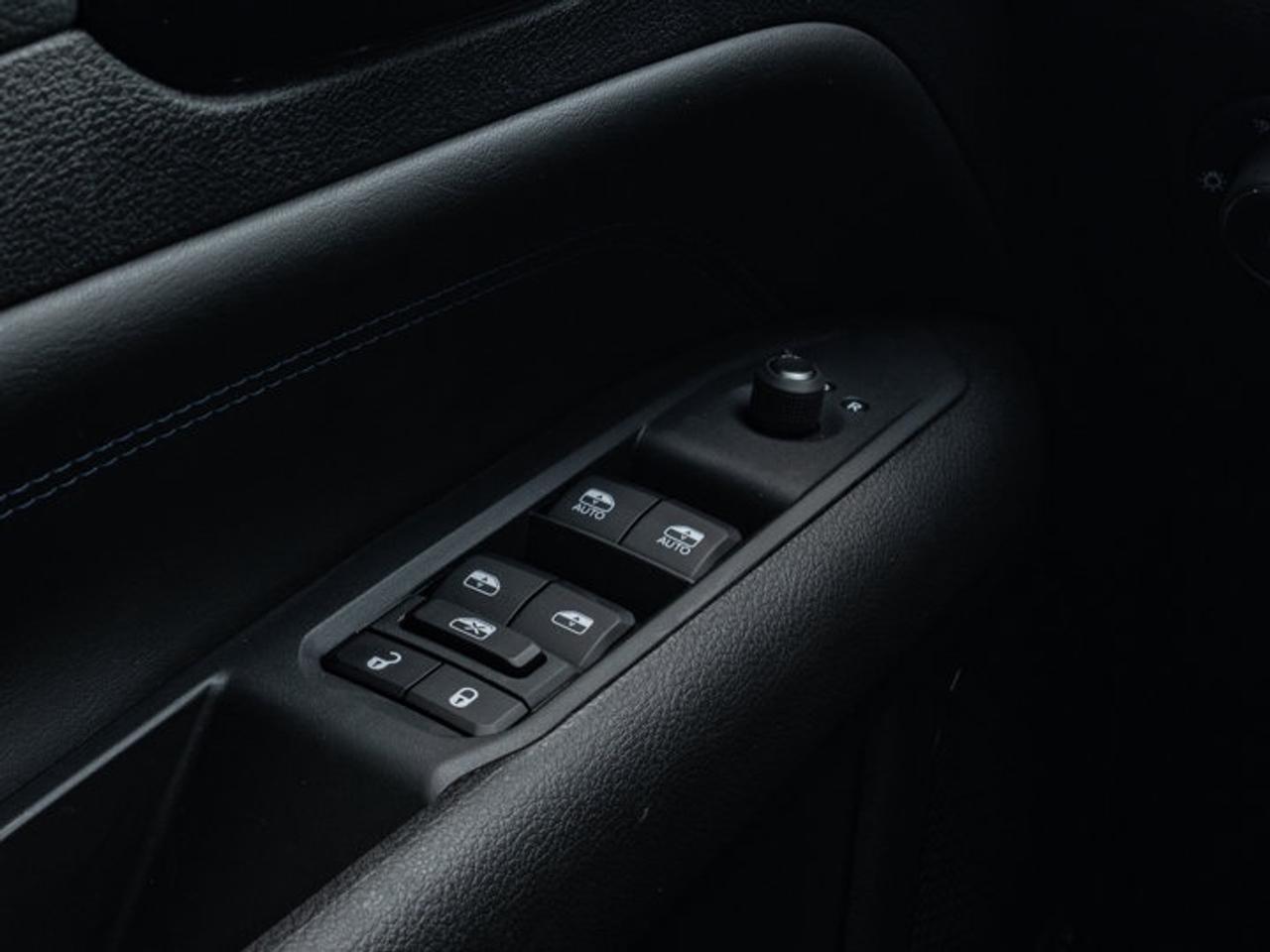 2026 Jeep Compass NORTH Photo