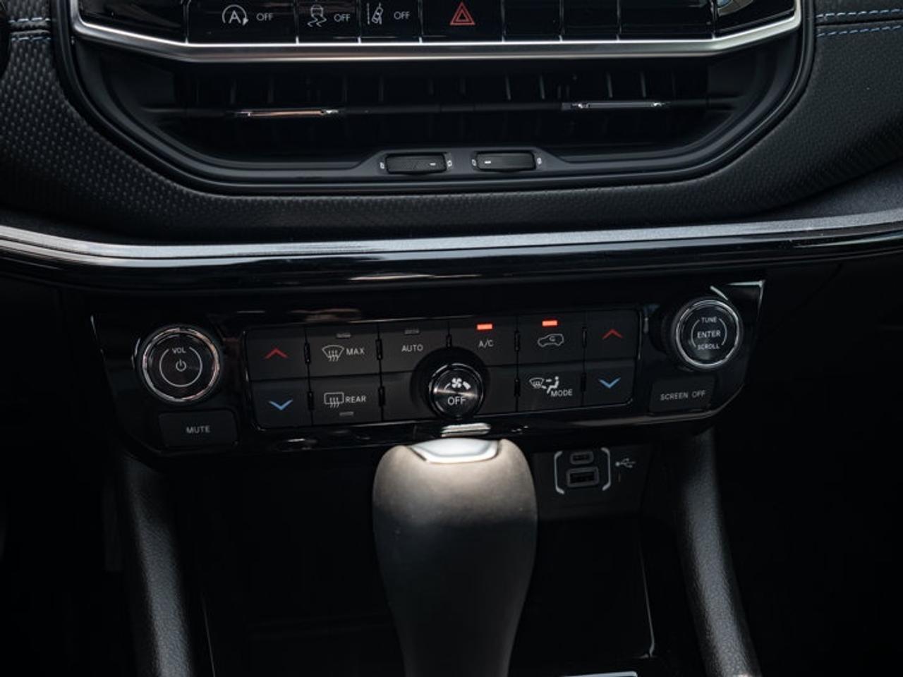 2026 Jeep Compass NORTH Photo