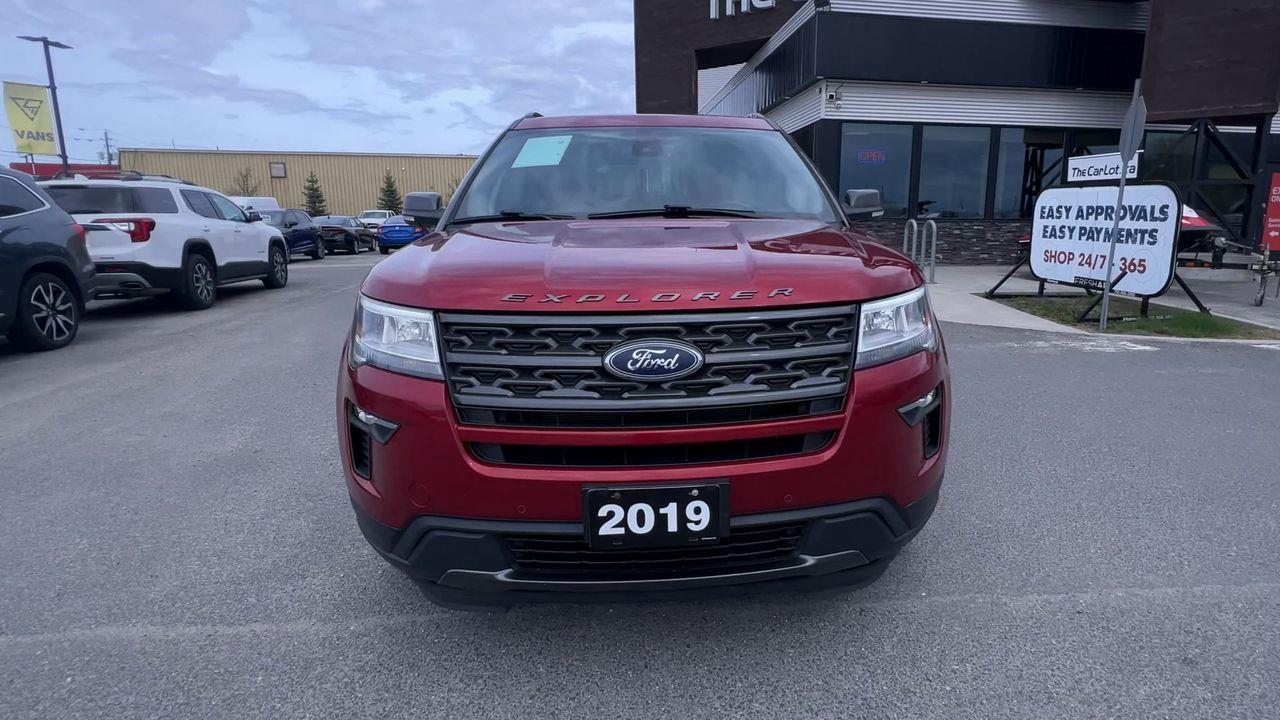 2019 Ford Explorer XLT 4X4 Photo