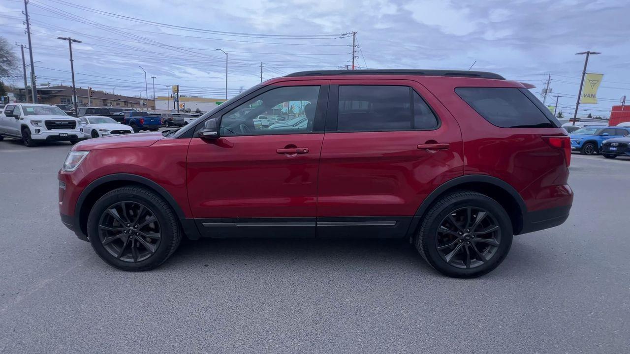 2019 Ford Explorer XLT 4X4 Photo