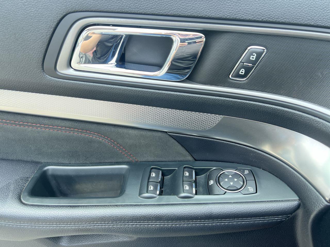 2019 Ford Explorer XLT 4X4 Photo