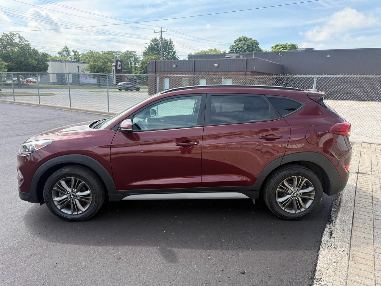 2017 Hyundai Tucson SE Photo