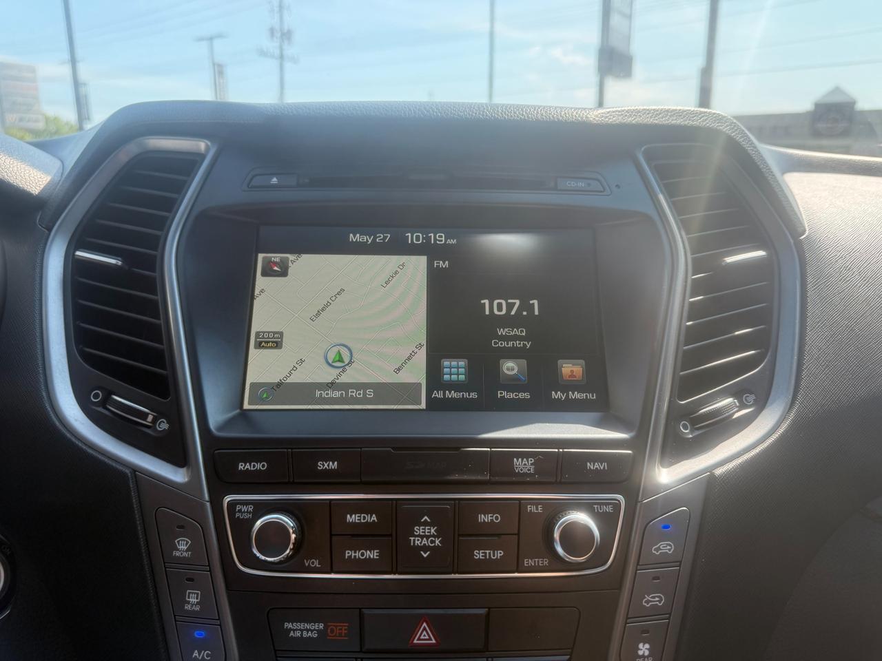 2017 Hyundai Santa Fe XL Luxury 6 Passenger Photo